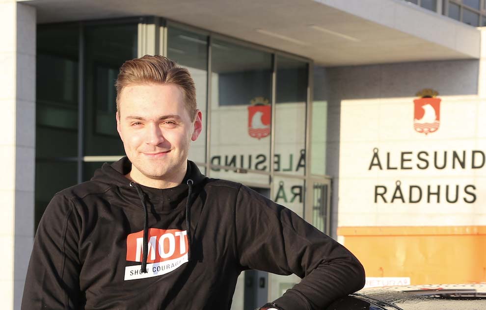 -Det er viktig å tørre å tro på seg selv og sine egne drømmer, sier MOT-ambassadør Marius Nakken fra Ålesund