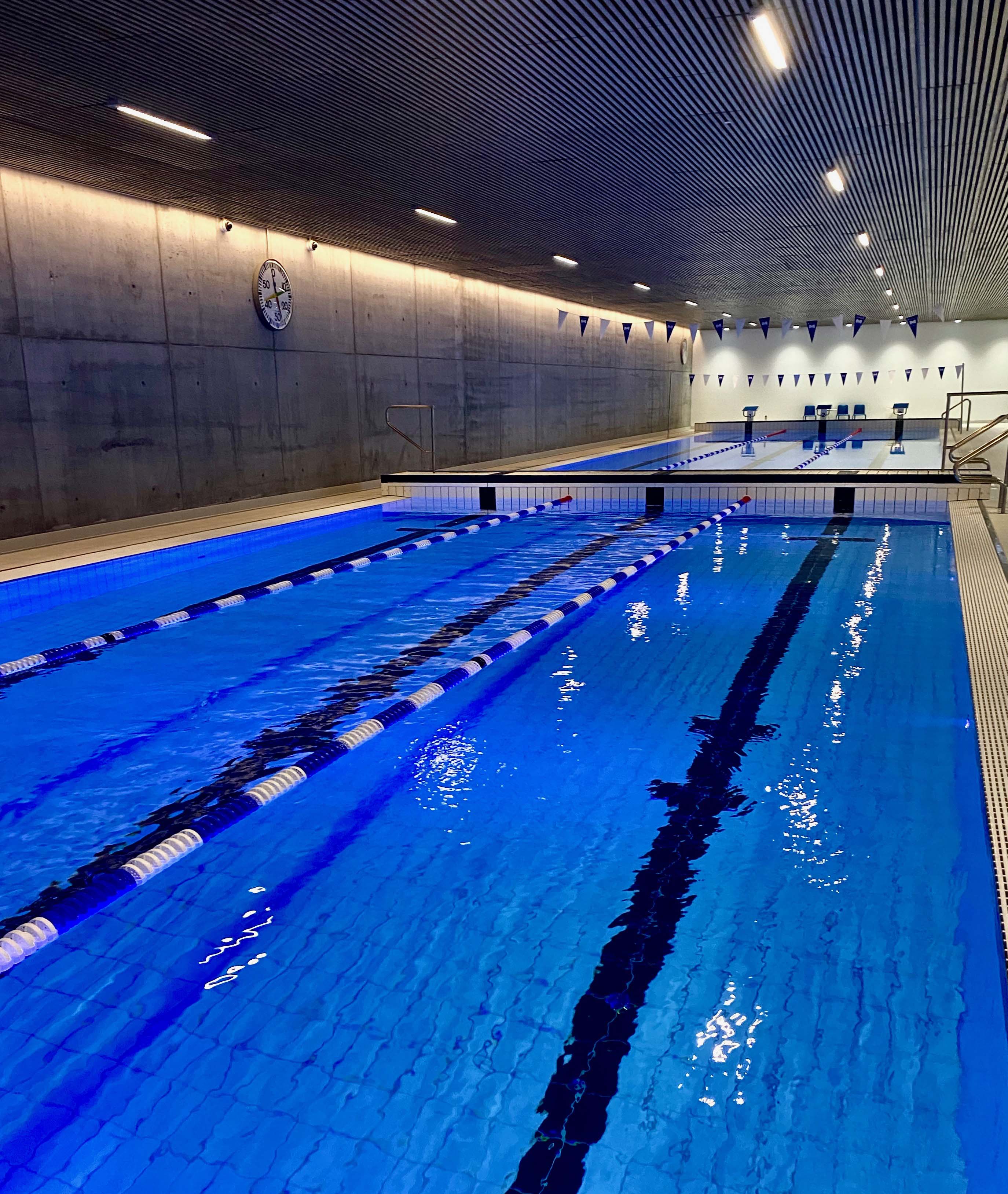 Eget 50-meters basseng