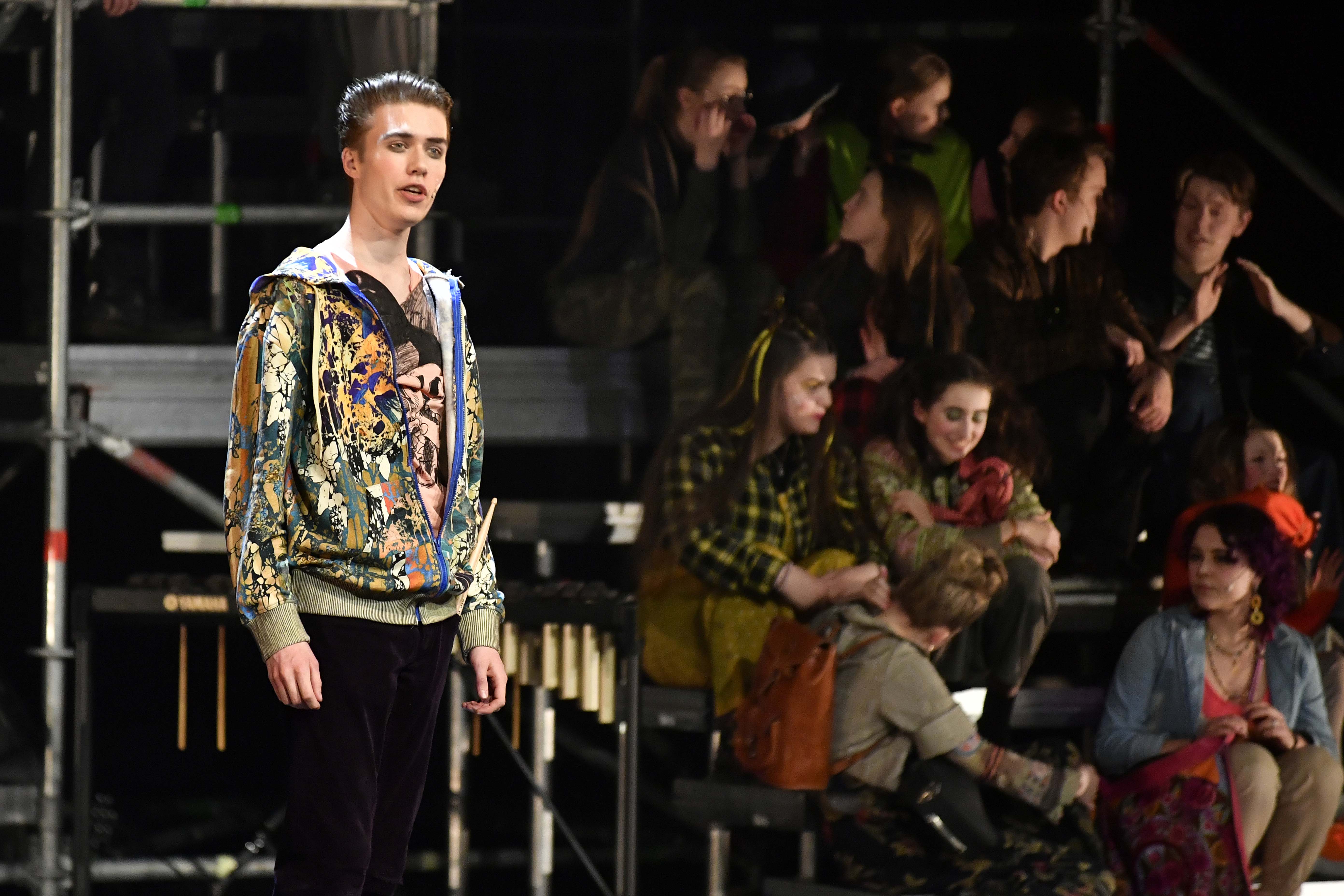 Scener fra Ålesund kulturskoles musikal «Rampelys»