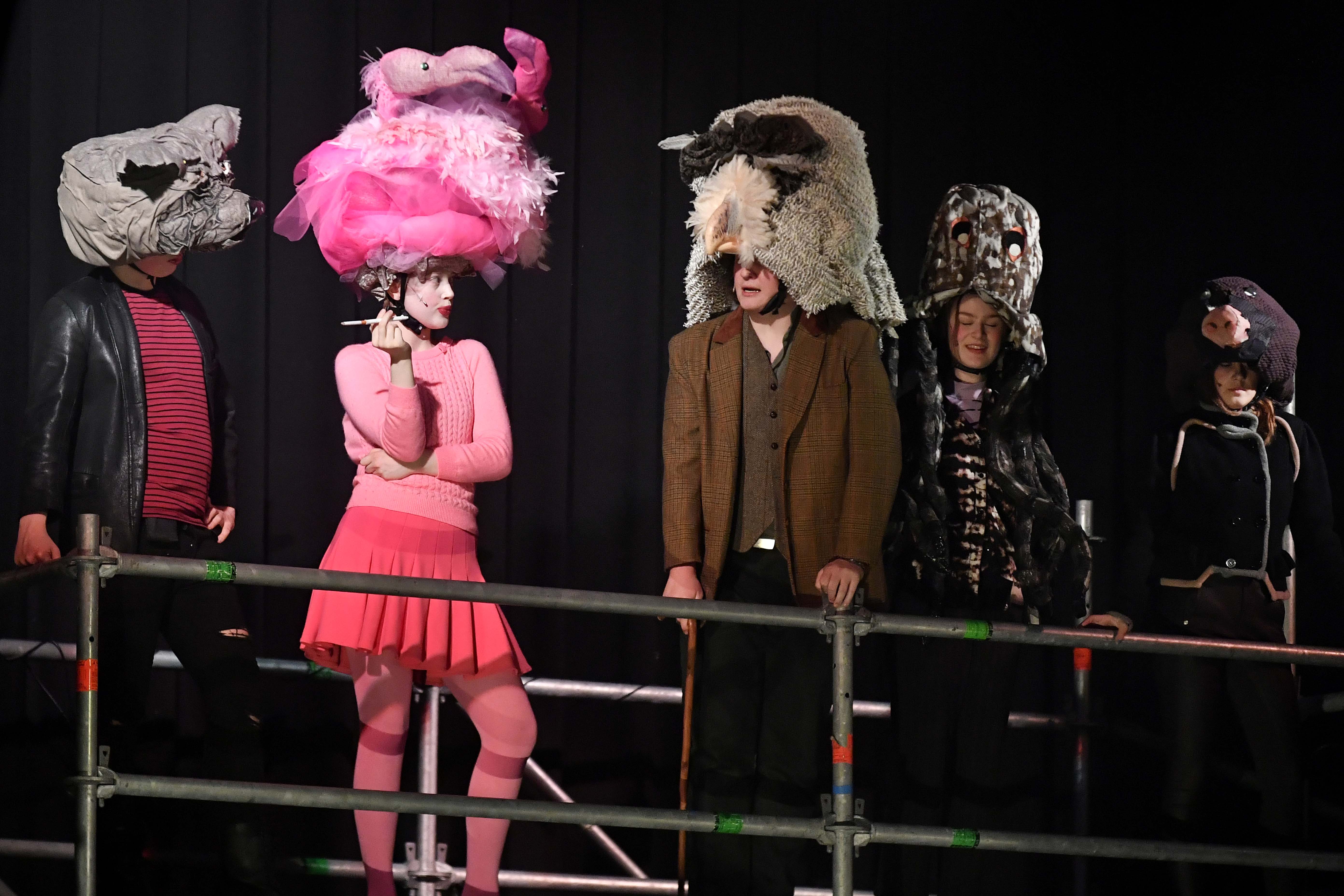 Scener fra Ålesund kulturskoles musikal «Rampelys»