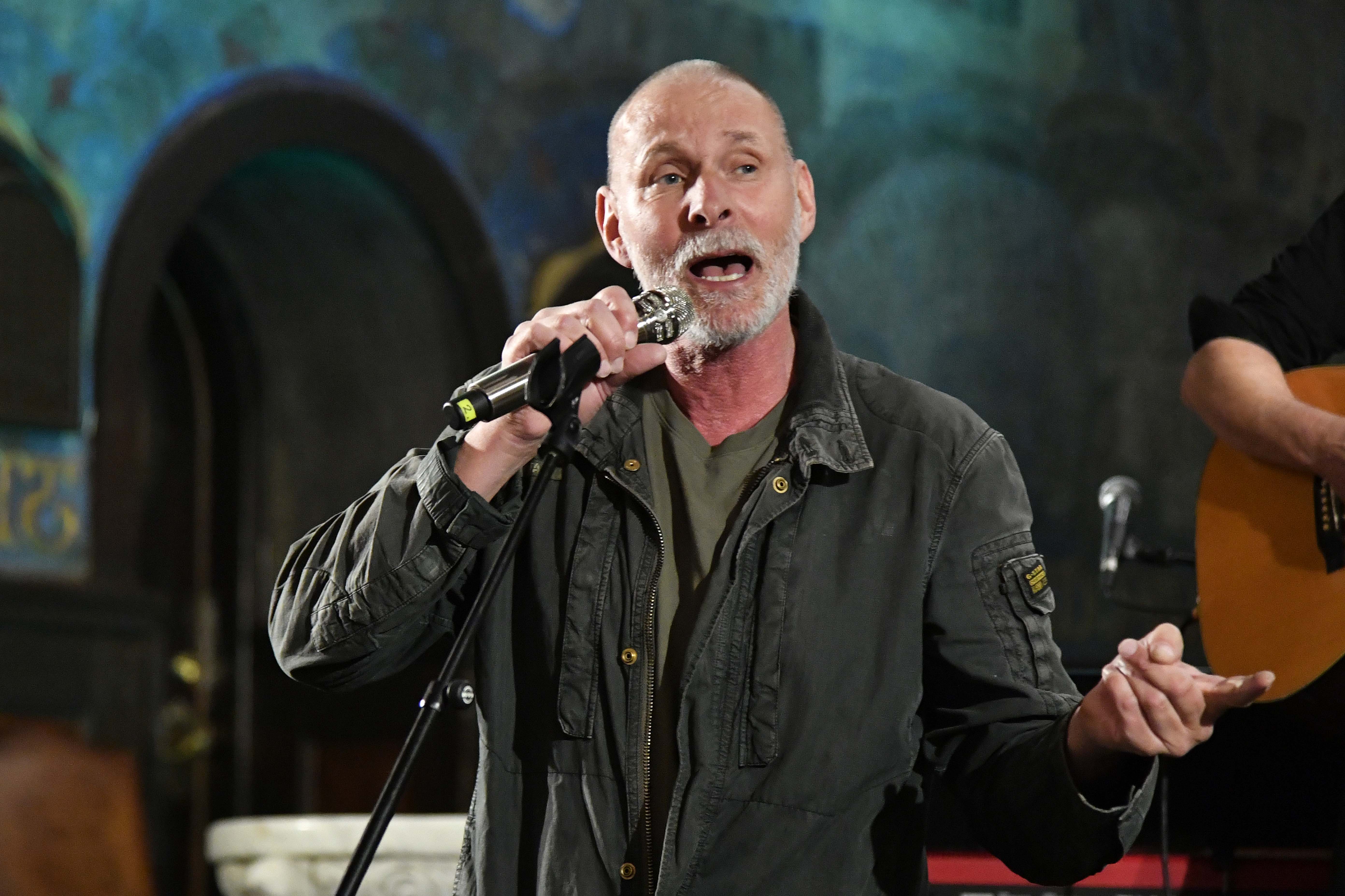 Idar Godø i Teigen Tribute - "Hjerter for Ukraina" i Ålesund kirke.