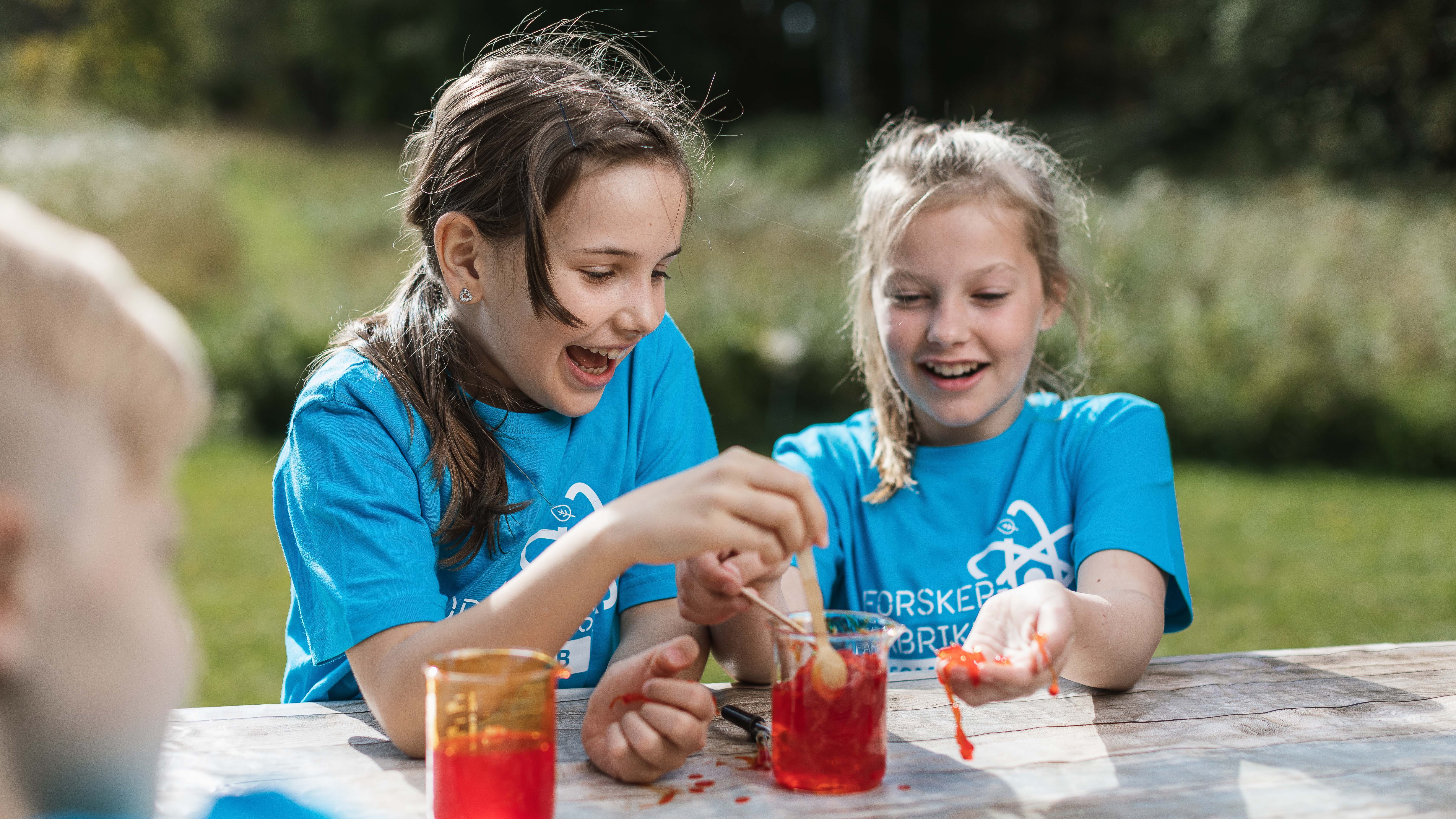 Det blir morsomme utfordringer og spennende eksperiment på årets Sommerlab.