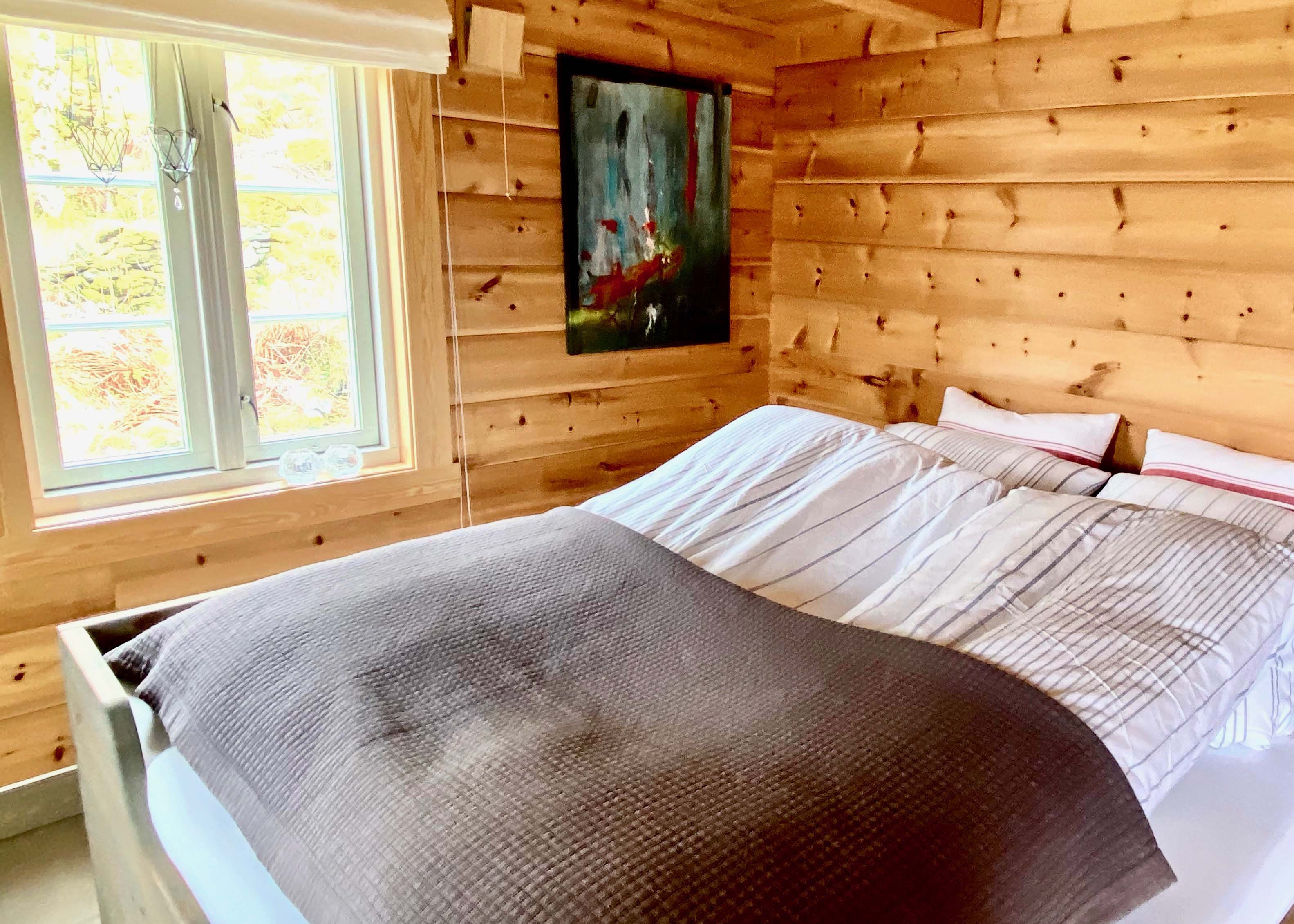 Soverommet i første etasje på Stabburet.