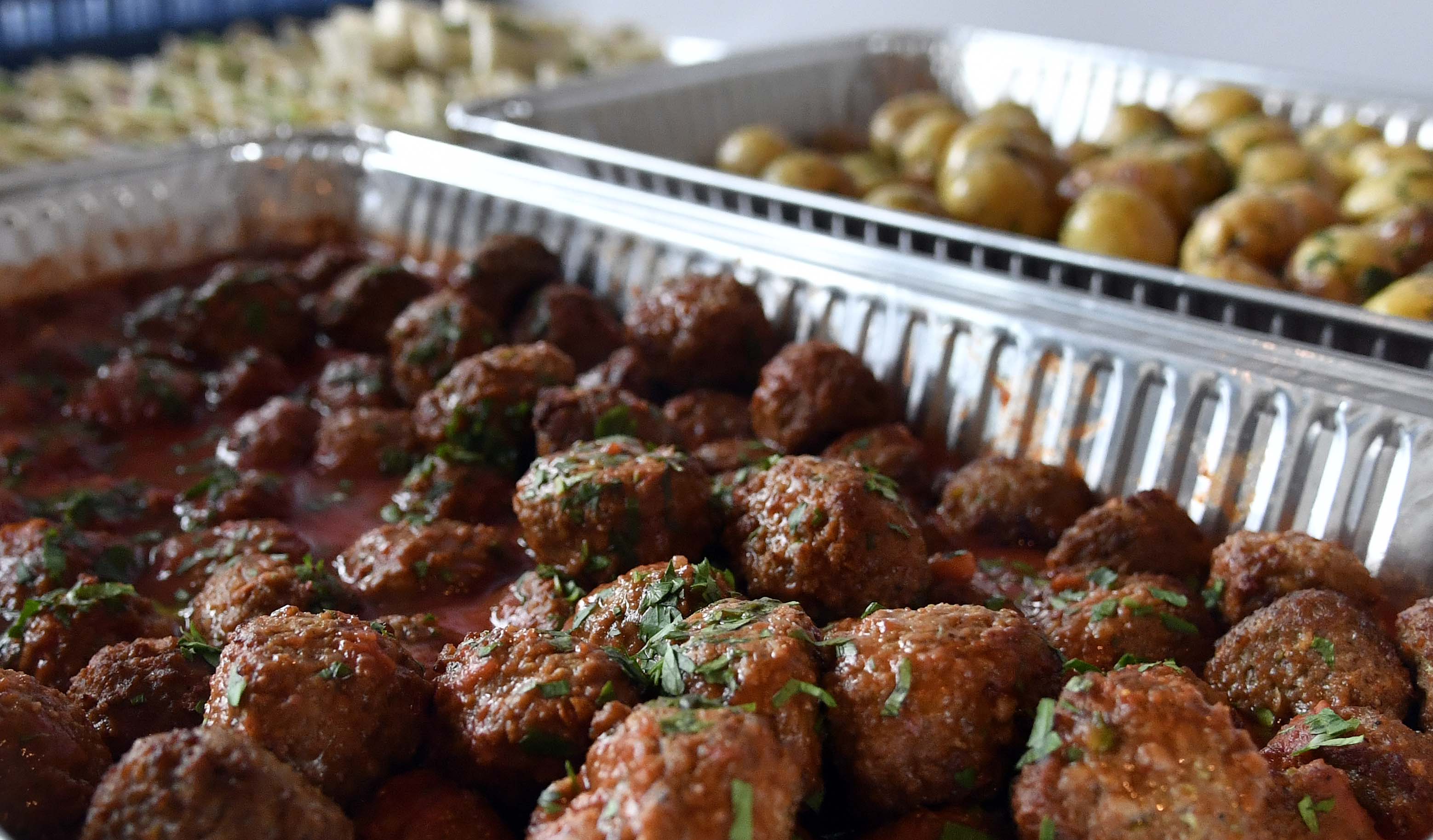 Innflyttingen til Color Line Stadion ble behørig feiret med tapas.