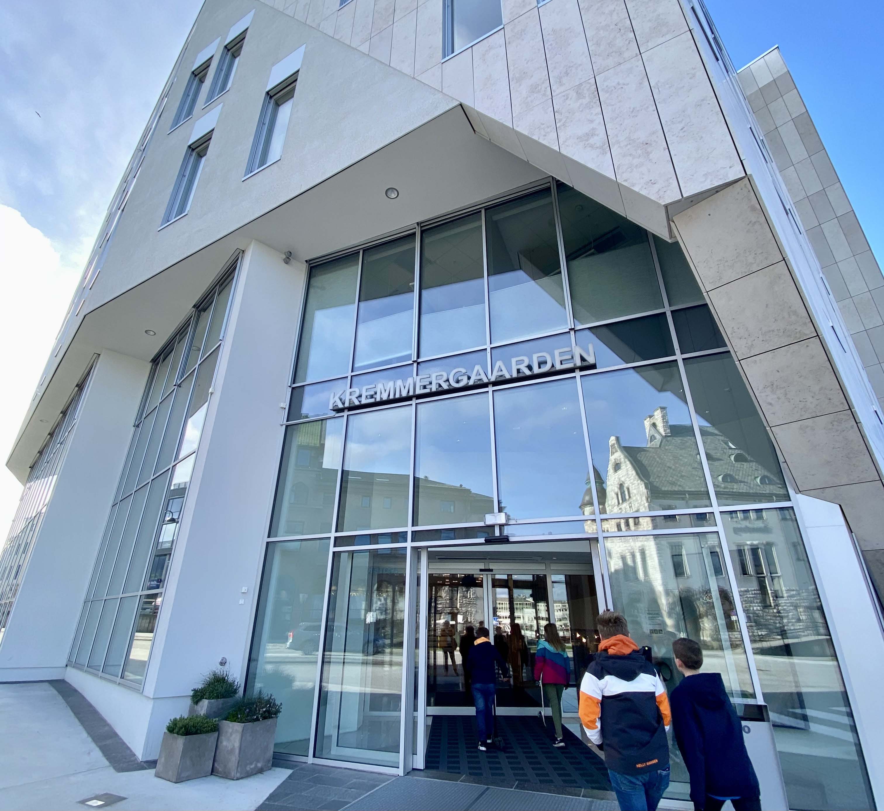 Kremmergaarden kjøpesenter ligger midt i Ålesund sentrum.