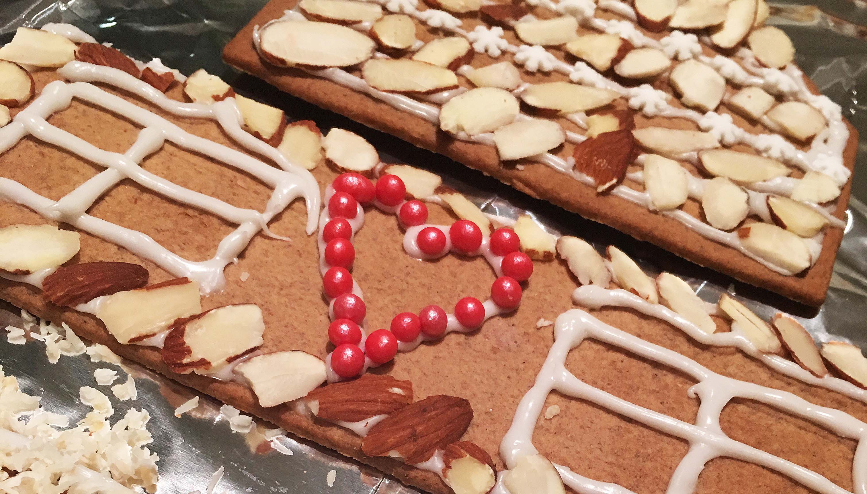 Finn frem pepperkakedeig, god fantasi og gå i gang!