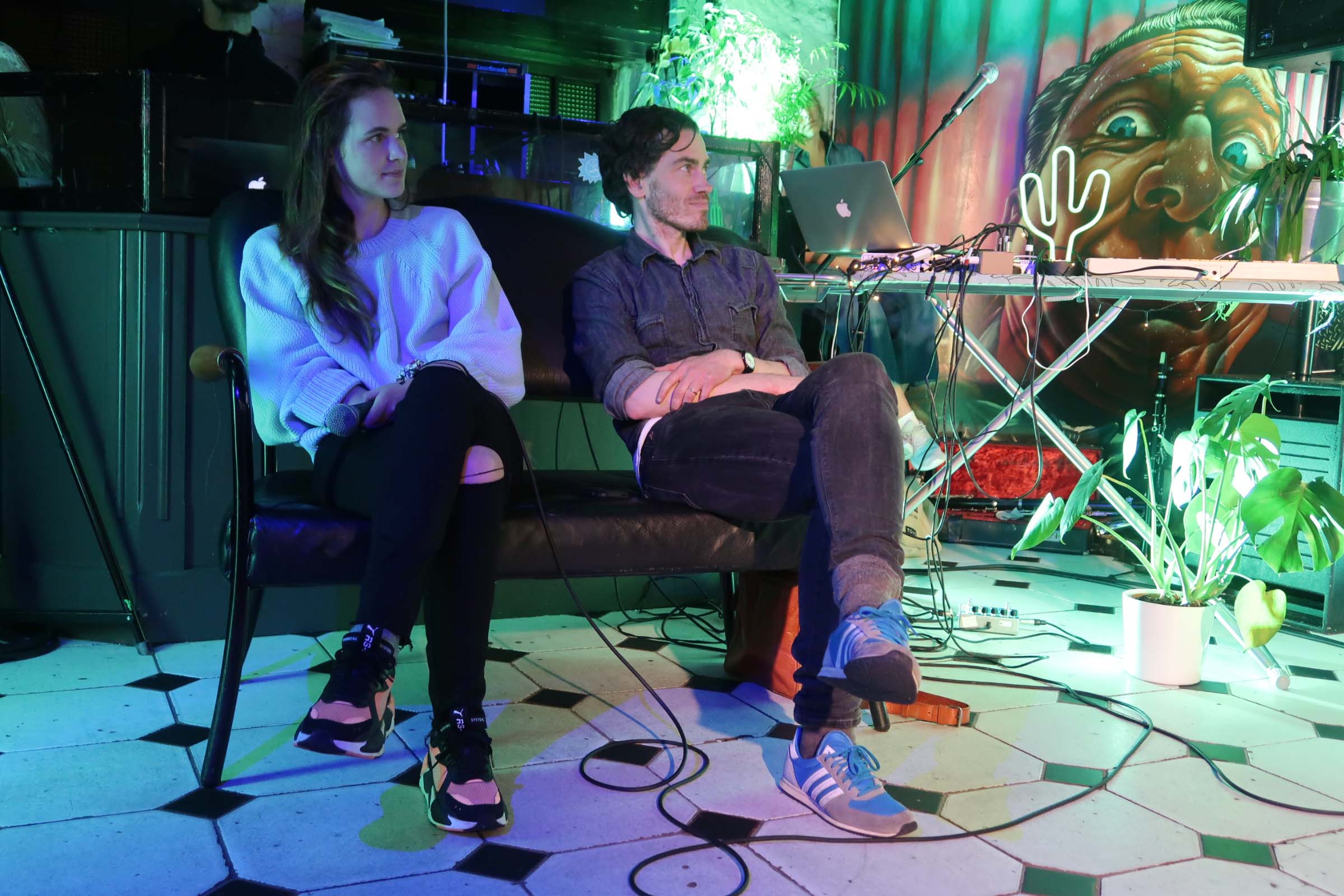 Linnea Myhre og Kristian Lykkeslet Strømskog bidrar med teater på hver sin måte under Høstscena 2019.