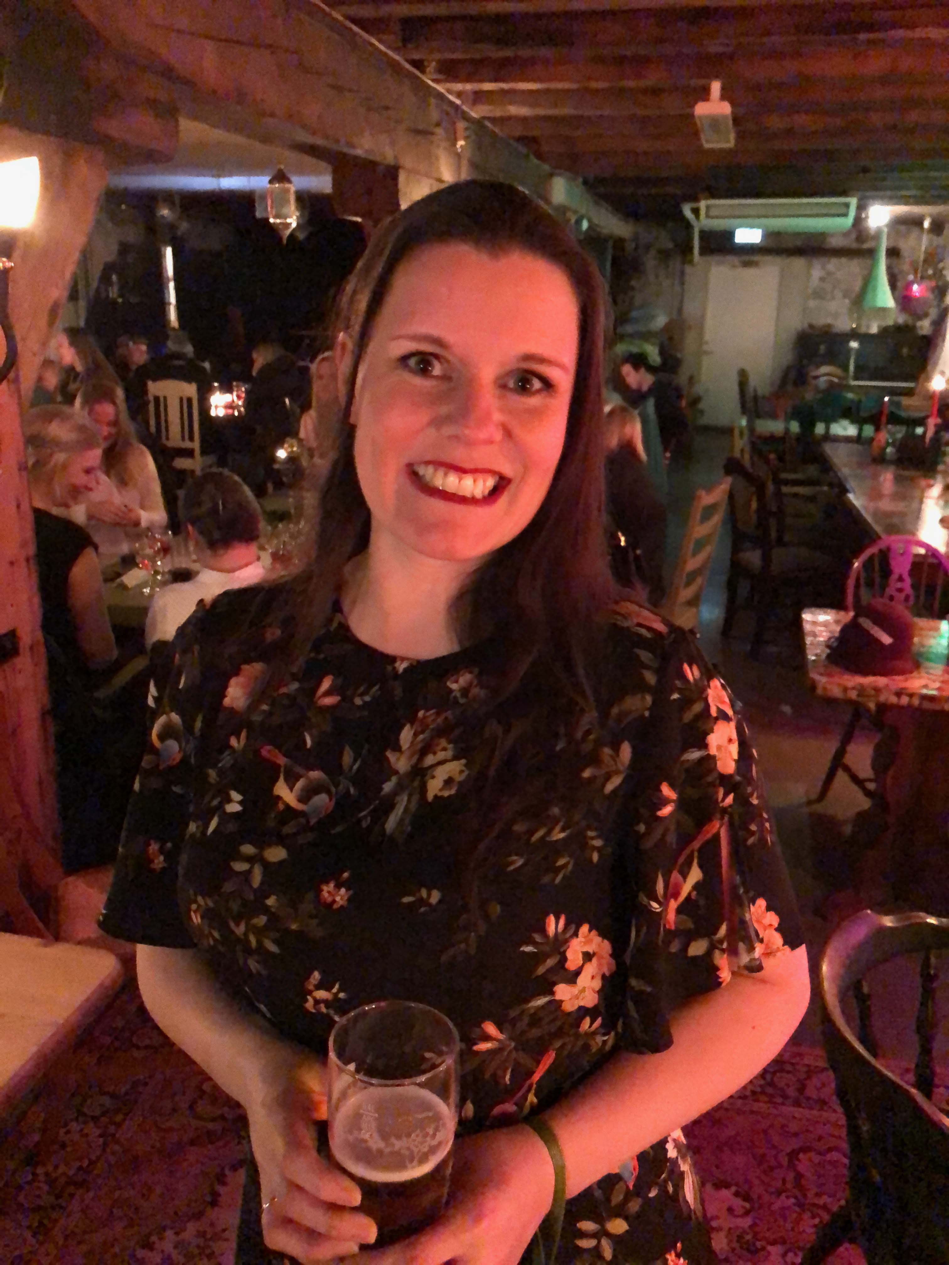 Eva Gikling er klar for nytt Mordmysterieaften på Teaterfabrikken.