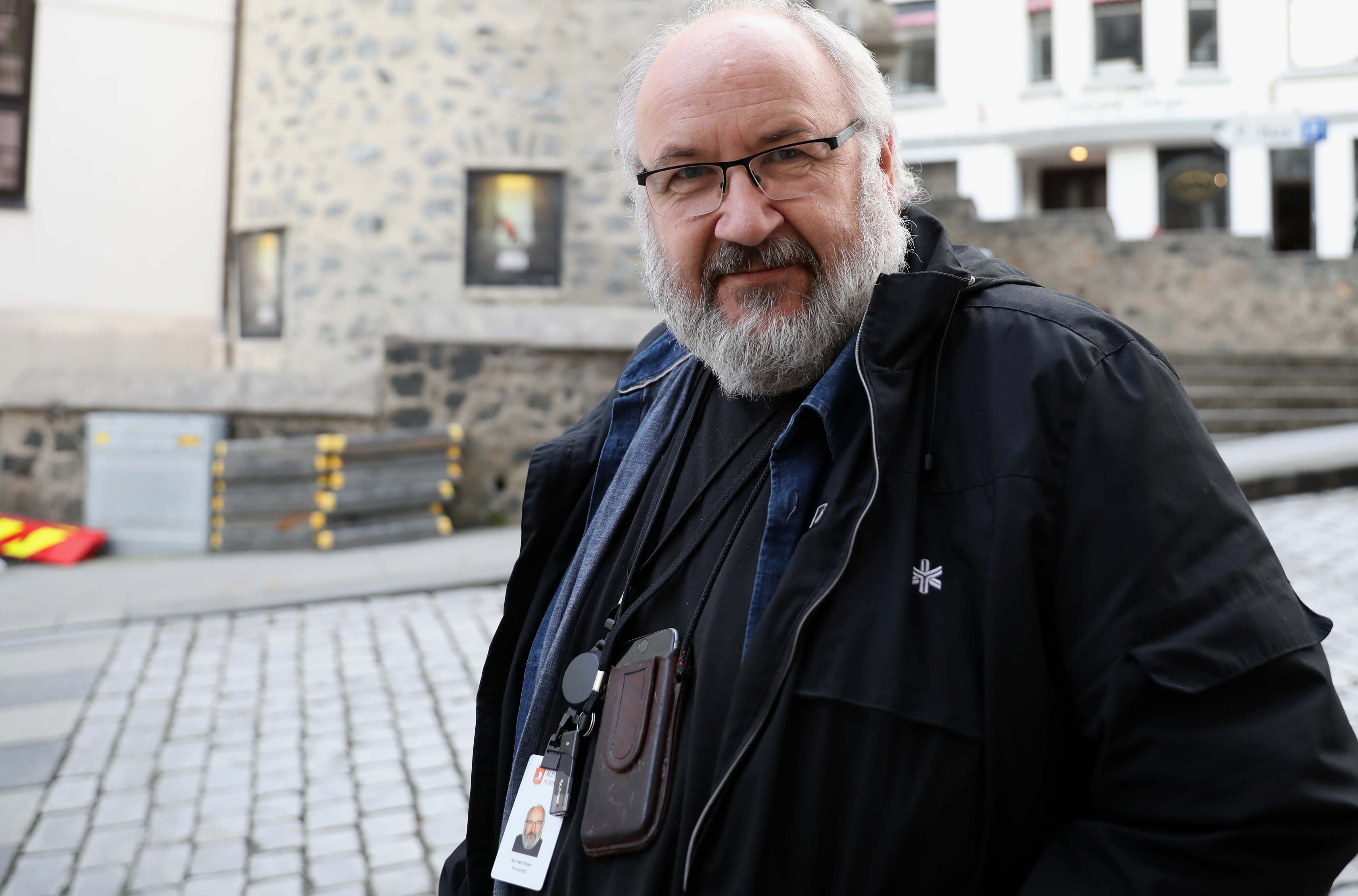 Sammen med Q-Jon skal barna som deltar i Weniff Kids få lære mer om film, og lage film.