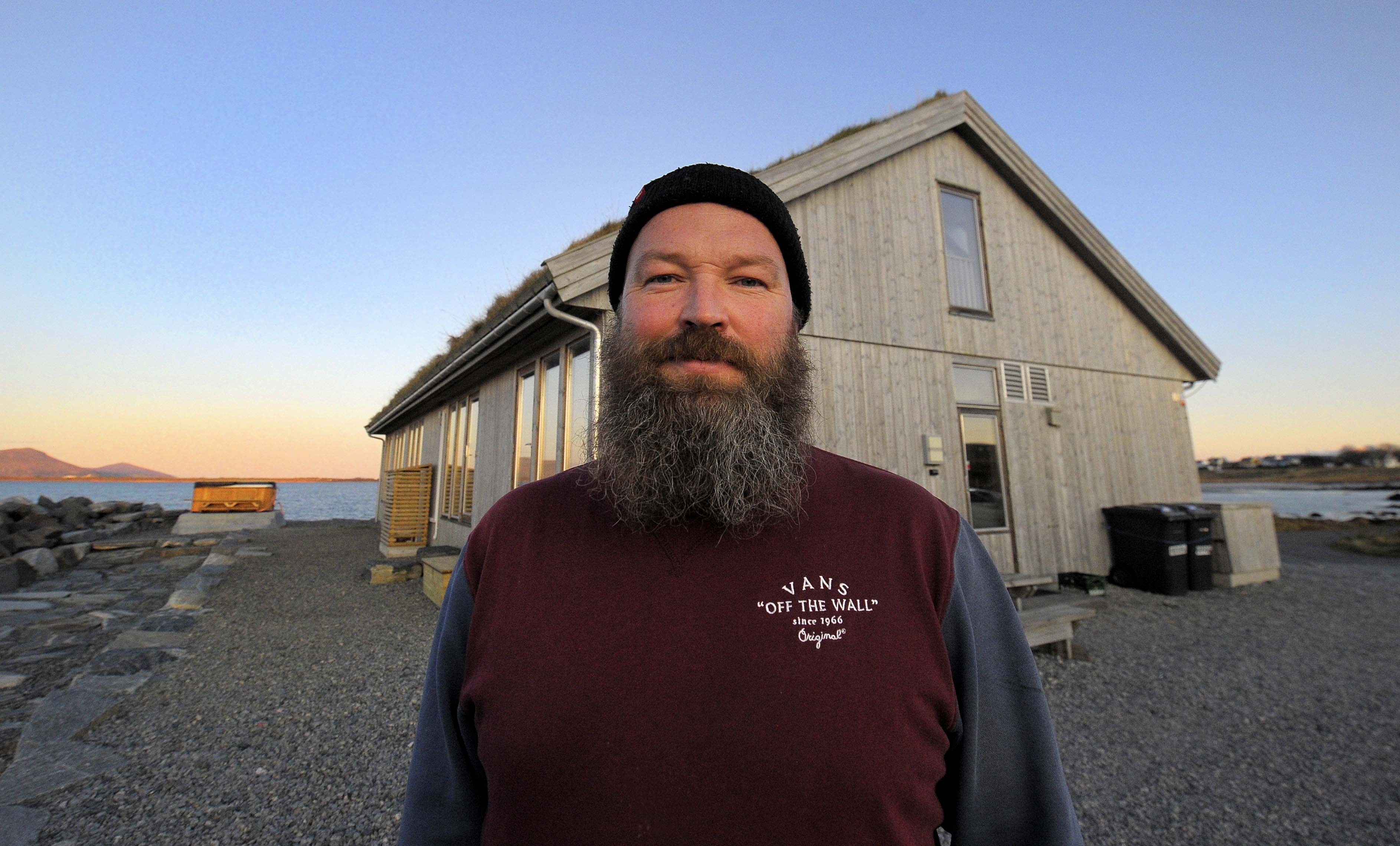 Naturen, roen og nærheten til havet er en viktig faktor for Terje Erstad og Ocean Sound Recording på Giske.