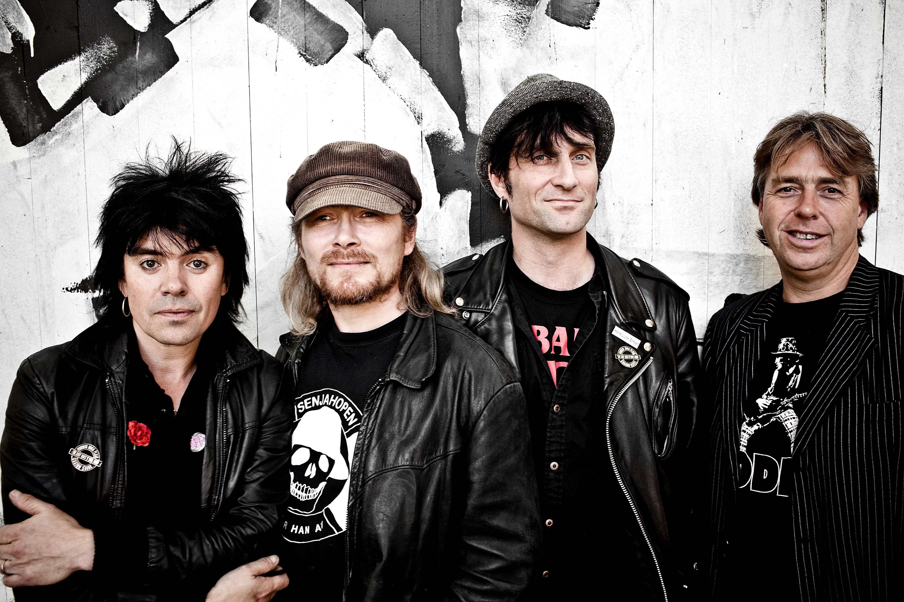 24.april ryddes scenen for gruppa Valentourettes.