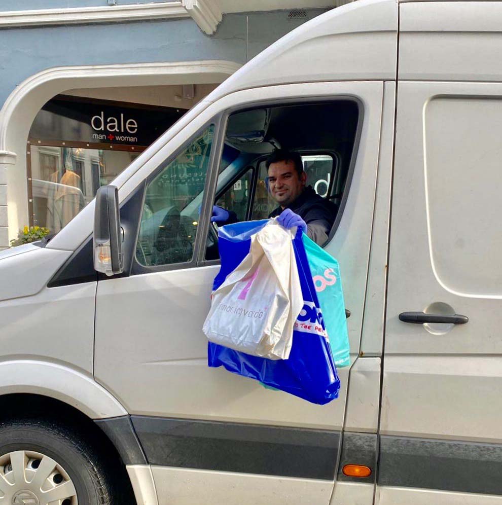 Vaktmester Besnik er klar til innsats!